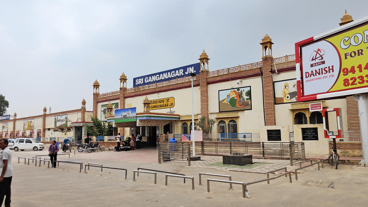 Delhi to Ganganagar Taxi Service
