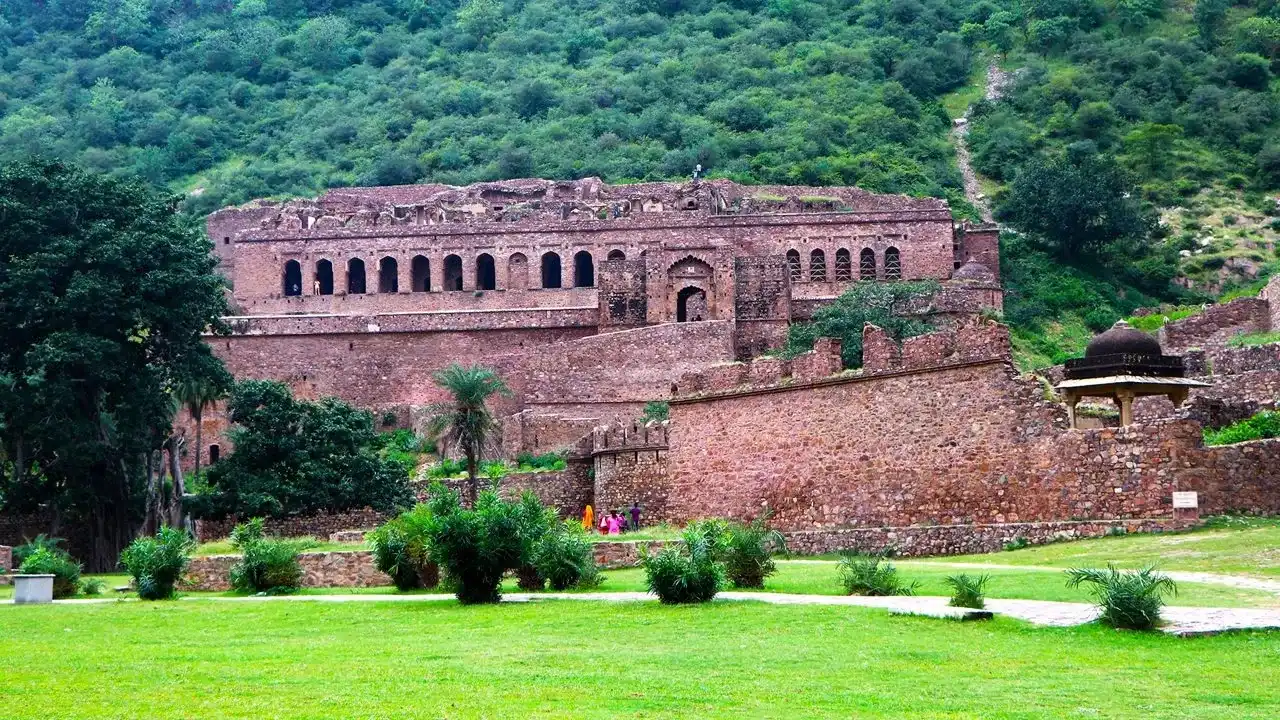 Jaipur Bhangarh Abhaneri Tour
