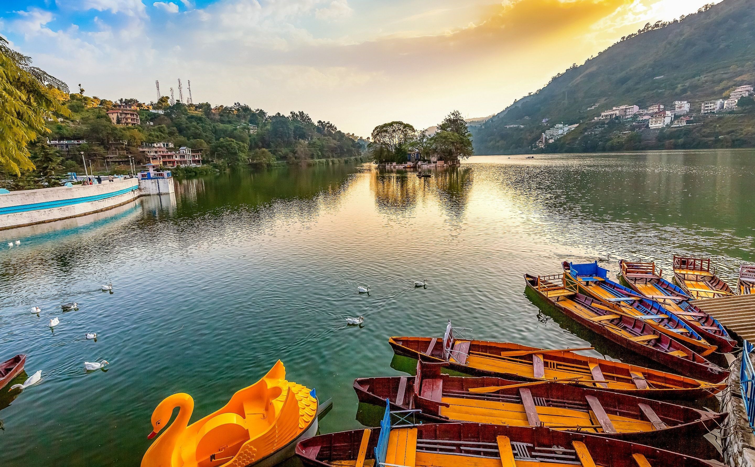 Nainital Kasouni Jim Corbett Tour Package